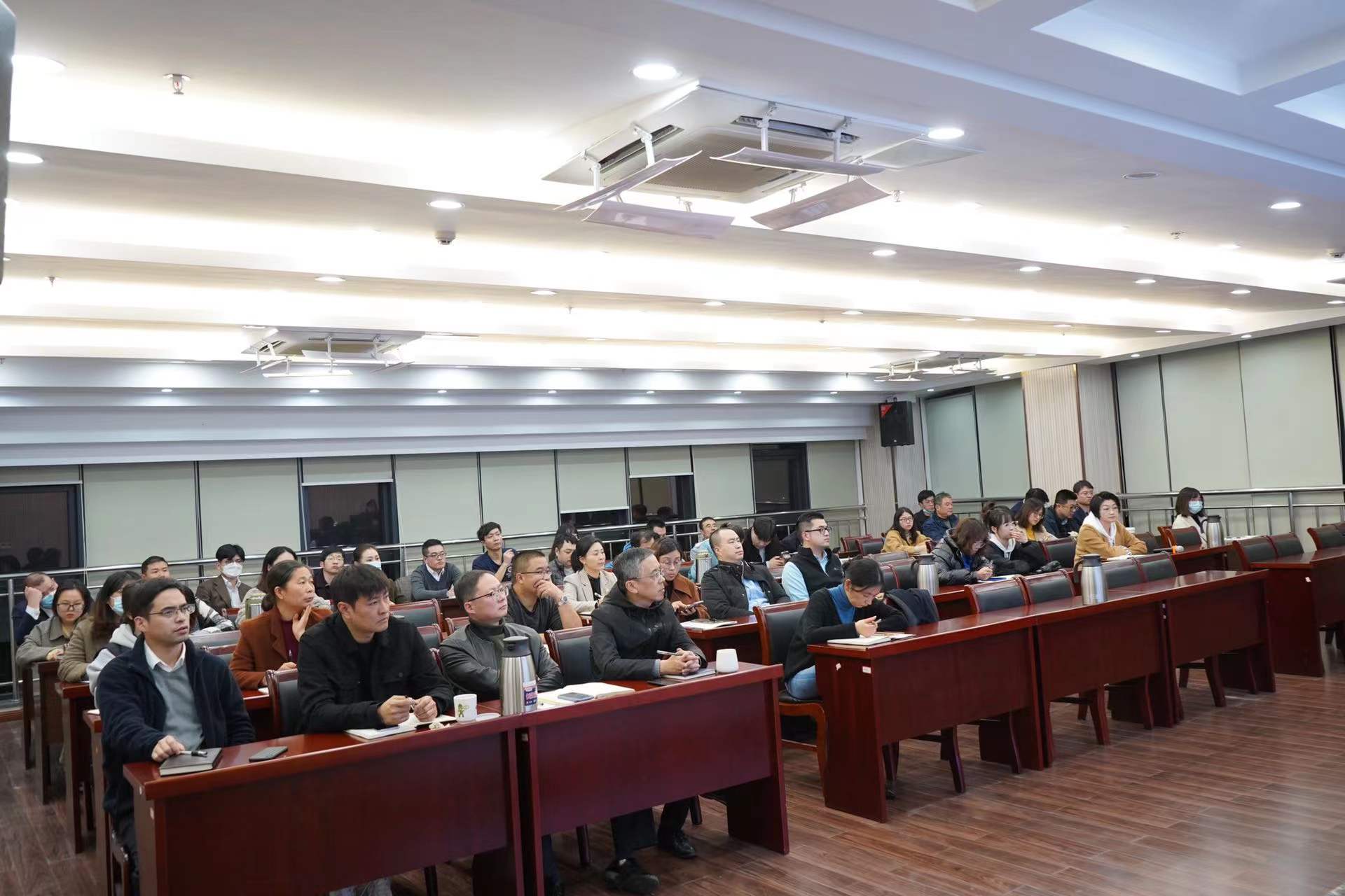 1639802475696891.jpg 1639802475696891.jpg